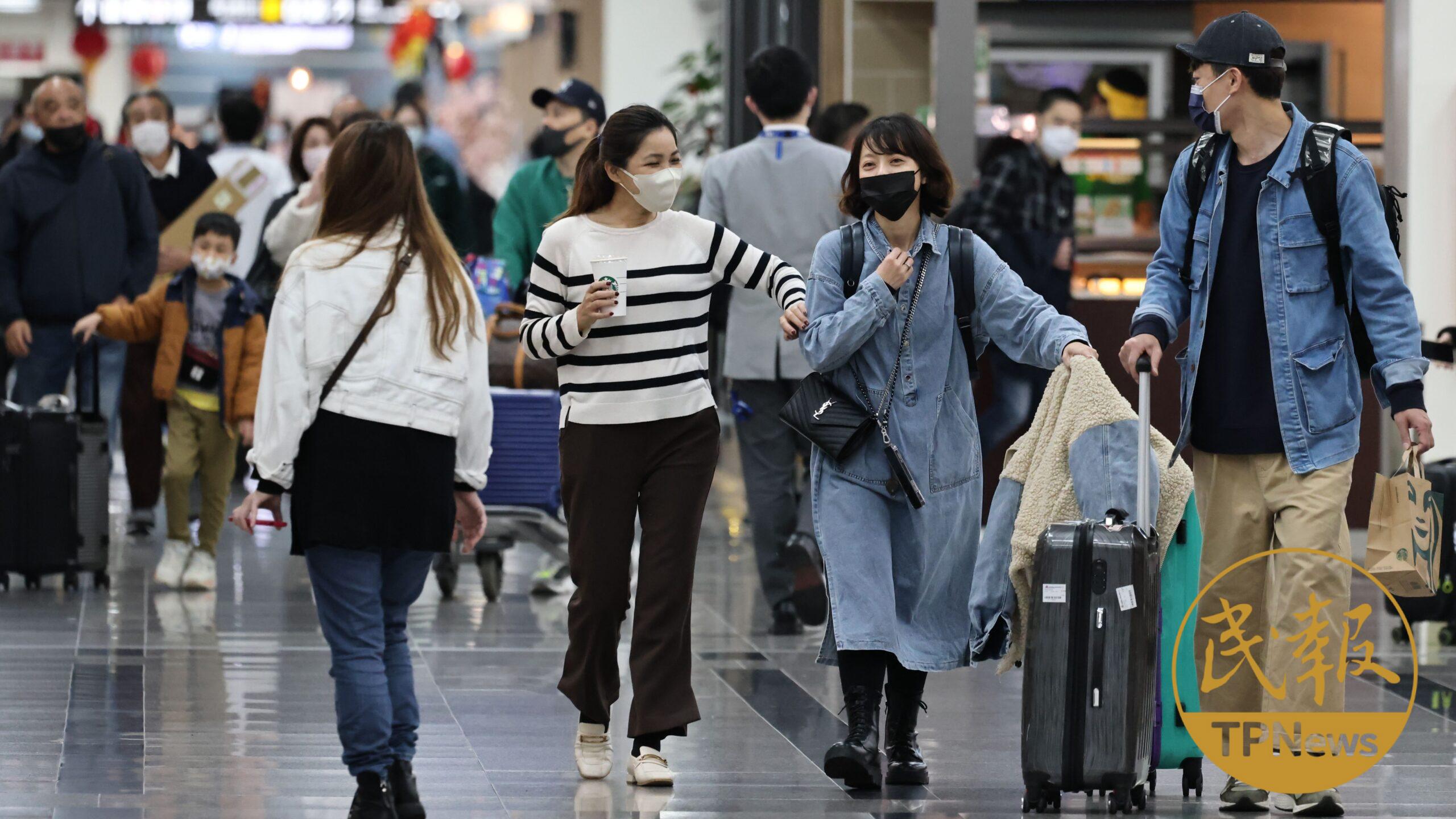 國旅卡被酸偽福利！公務員連署廢除　限制與爭議一次看